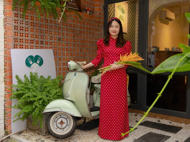 ザ・スパ・サイゴン (アオザイ)