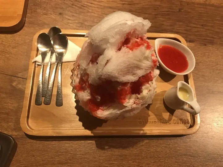 ホーチミン7区のコーヒーを使ったスイーツが美味しいお店2選