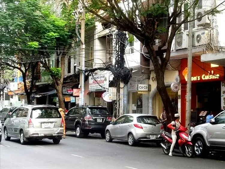 アオザイ・スーツなどのオーダーメイド専門店・うさぎ