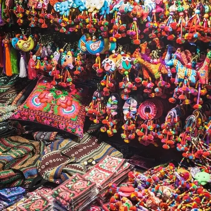 ベトナムで買うべきお土産完全ガイド｜現地経験者が選ぶ定番・特産・女性＆男性向けギフト
