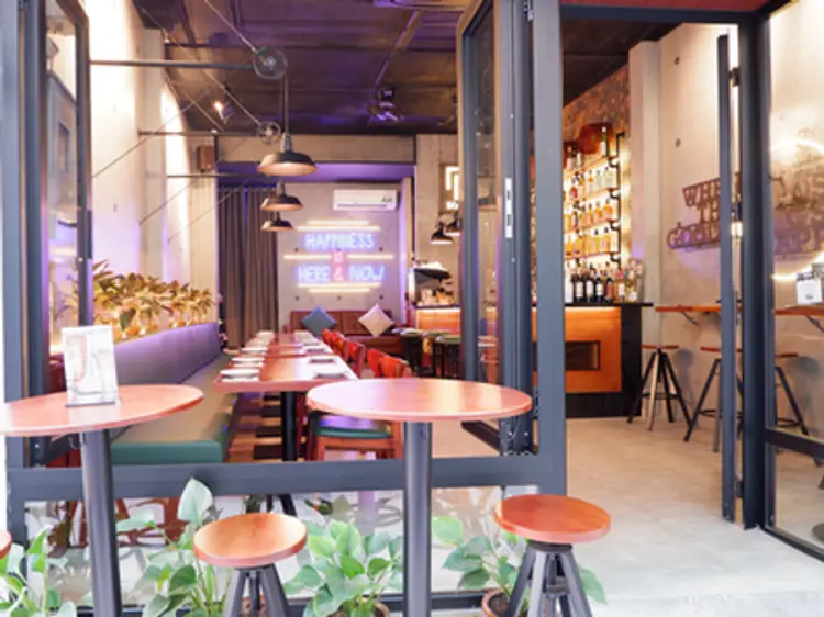 アールスクエア