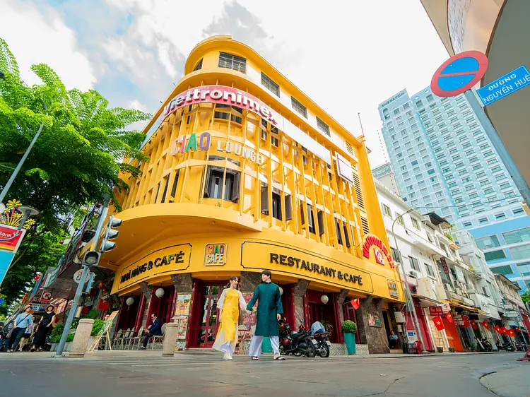 アオザイレンタル・チャンフック・サイゴン 1993