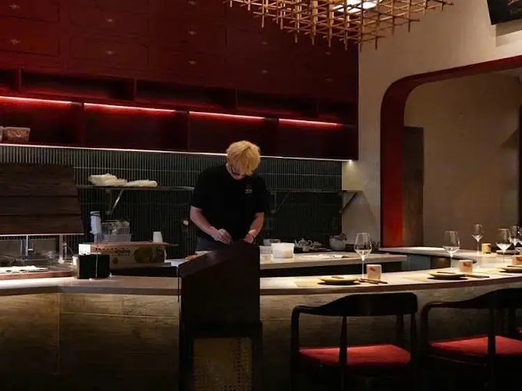 ノム・ダイニング