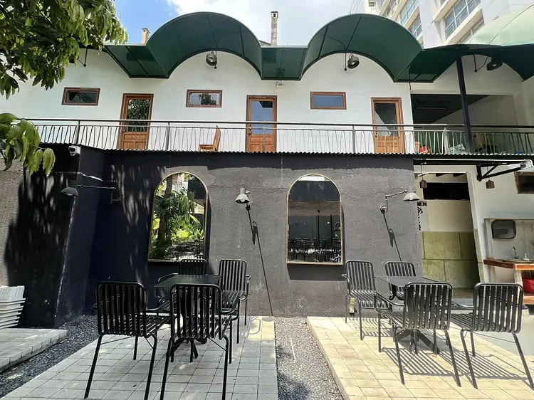 ビー・マインド・カフェ