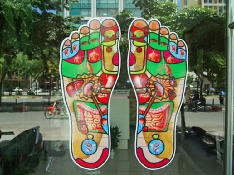 777 フットマッサージ