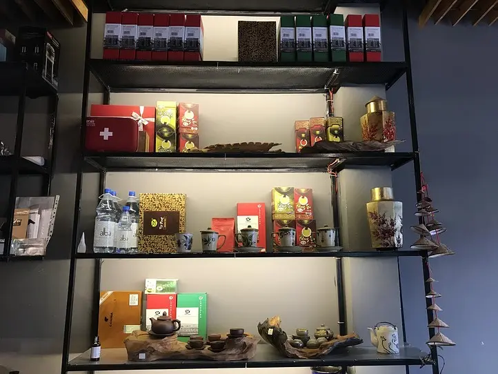 タオディエンでモーニング散歩〜バインミーとベトナムコーヒー