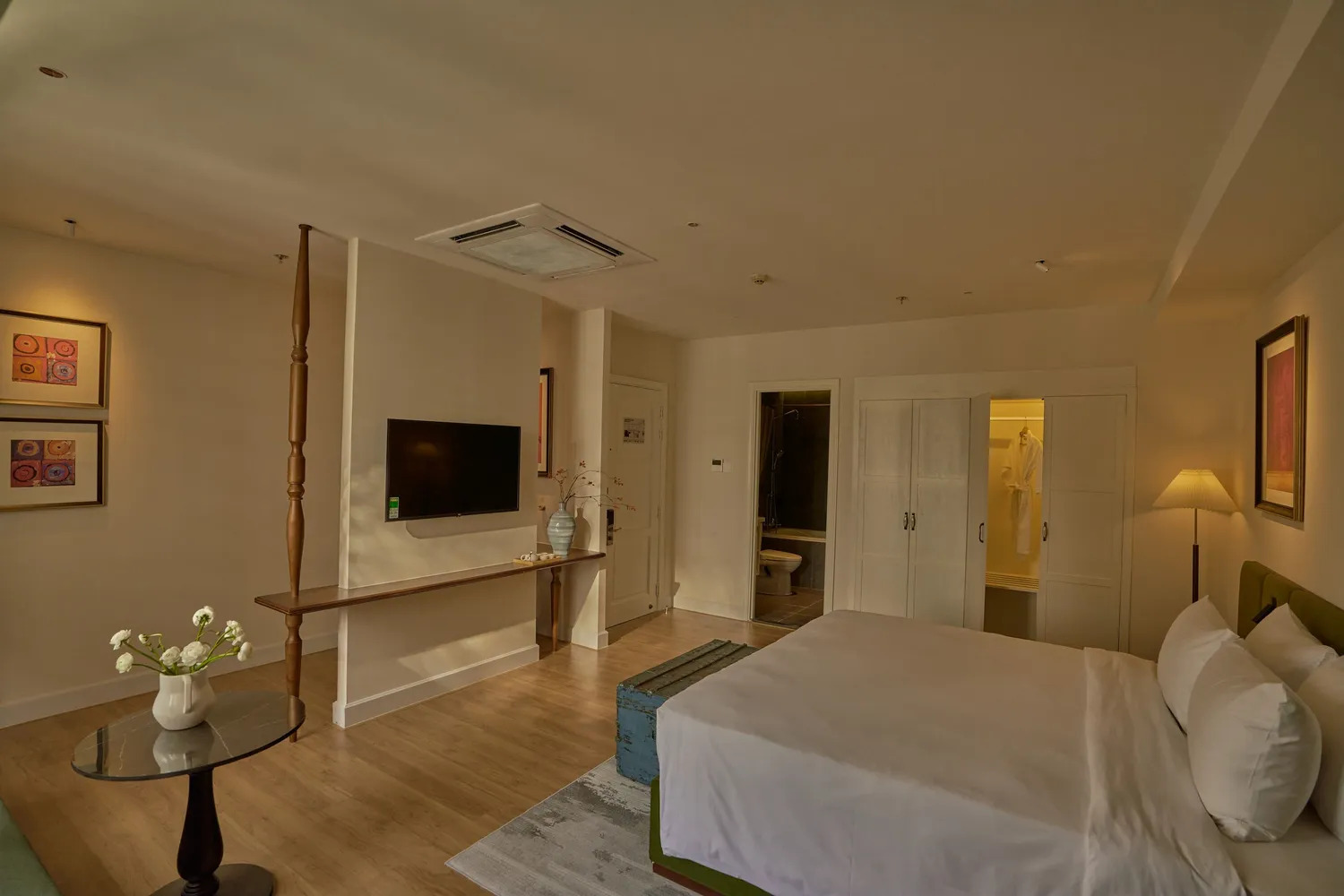 プレミア シティビュー（バスタブ付・朝食込み）Thi Sach