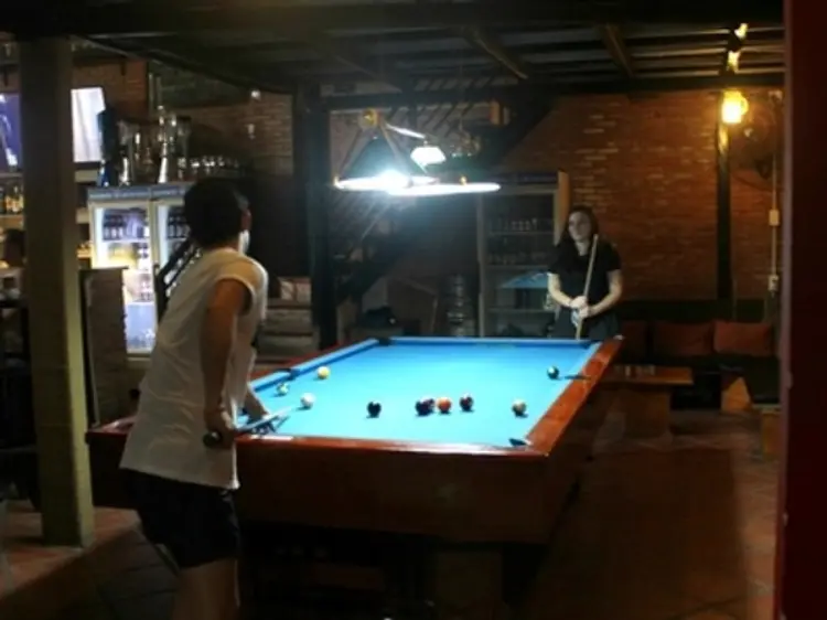 BMW パブ＆グリル