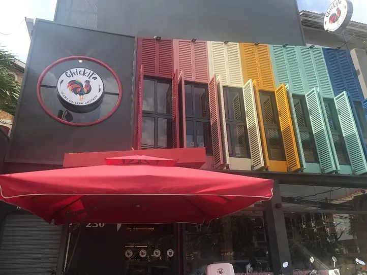 豊富なソースでチキン料理を楽しめる！〜Chickita  flame grilled chicken（チキータフレームグリルチキン）〜