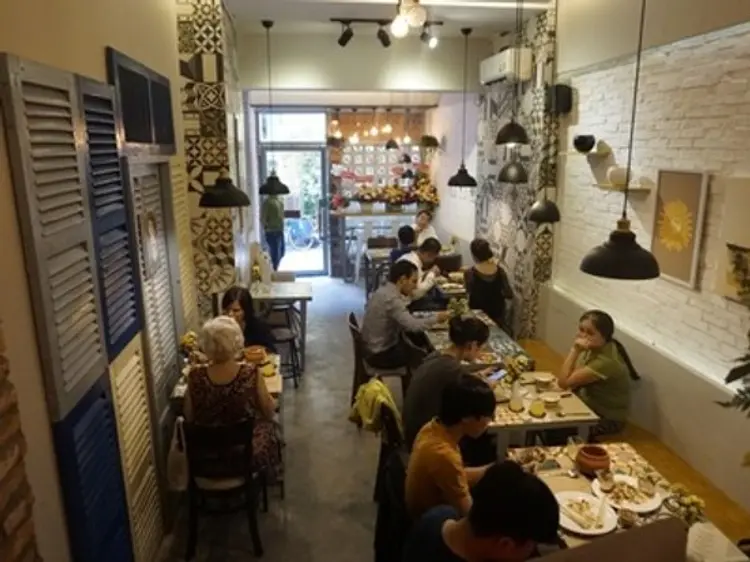 ボンレストラン