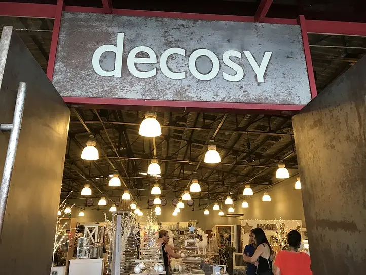 南国ホーチミンで揃える、可愛いクリスマスツリーとアイテム