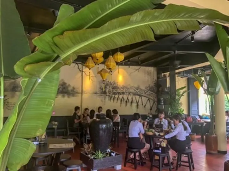 ブンダウ・ホームメイド　レライ店