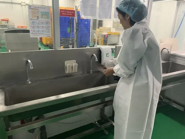 在住日本人御用達！「ドラえもん豆腐」の工場に潜入