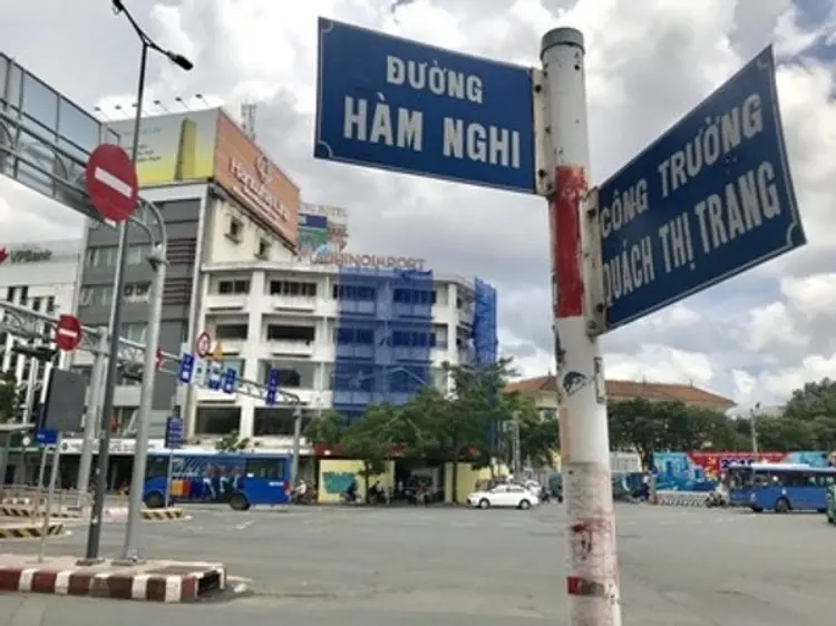 777 フットマッサージ