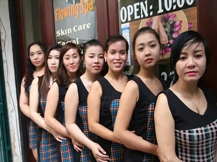 フローウィングサロン＆スパ