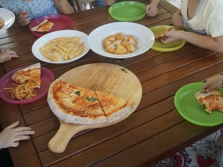 子連れでゆっくり食事を楽しめるタオディエンエリアのカフェ〜Gardenia Eat Play Love