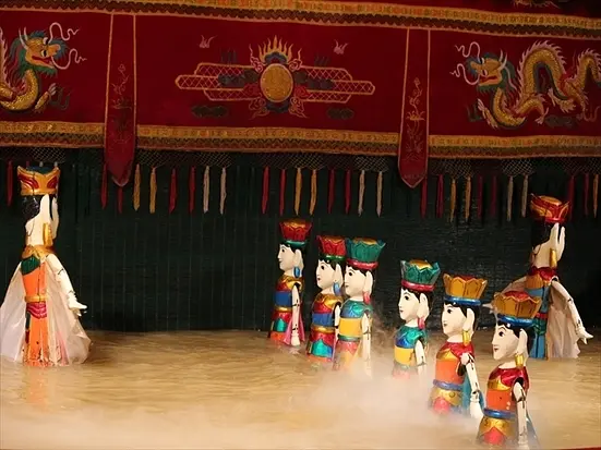 ロンヴァン水上人形劇