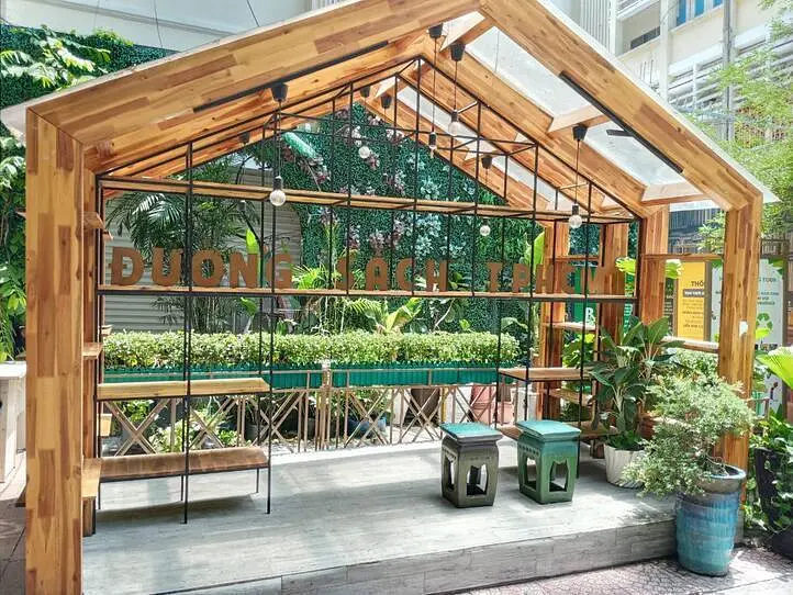 【週末特集】のんびり書店巡り。お土産探しにも！～Ho Chi Minh City