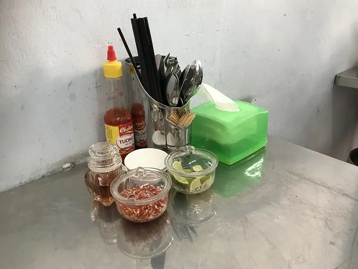 カニのうまみがしっかり詰まった麺料理！ベトナム名物、バインカンクア
