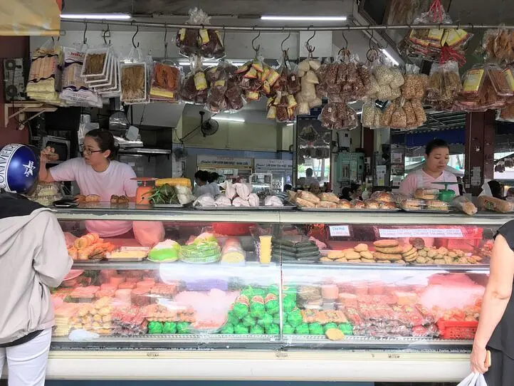 美味しいバインミーが食べられる老舗食堂～Nhu Lan(ニューラン)～