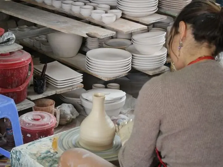 ベトナムらしいお土産NO.1！バッチャン焼きをお土産に