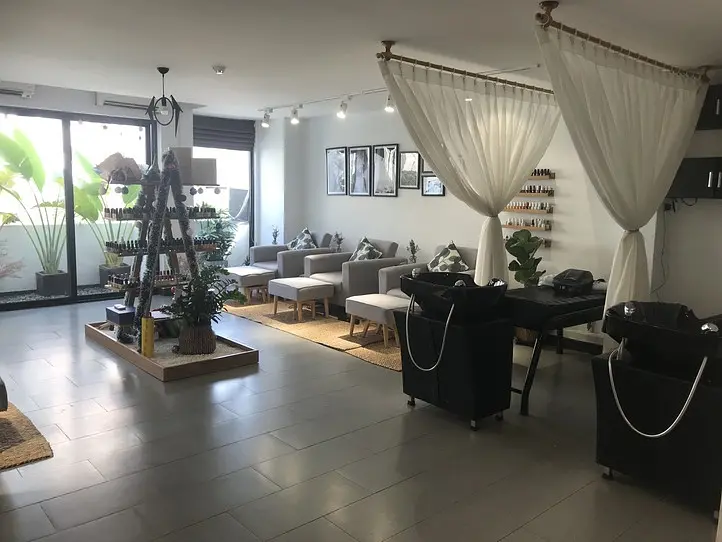 女子旅におすすめ！おしゃれなサロンで落ち着いてネイルを体験〜NAILS D’ART&SPA