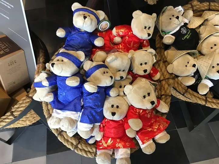 スターバックスのホーチミン限定グッズとメニュー！