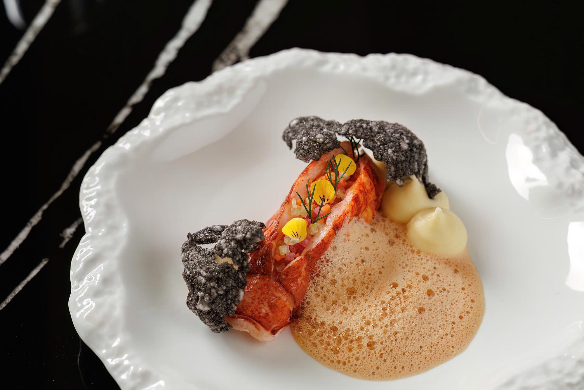 カナダ産ロブスターの尾　（1名様分）