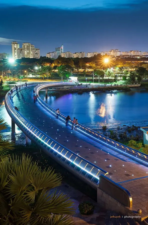 ホーチミンのナイトライフ＆夜遊びガイド｜安心・安全に楽しむ夜の過ごし方