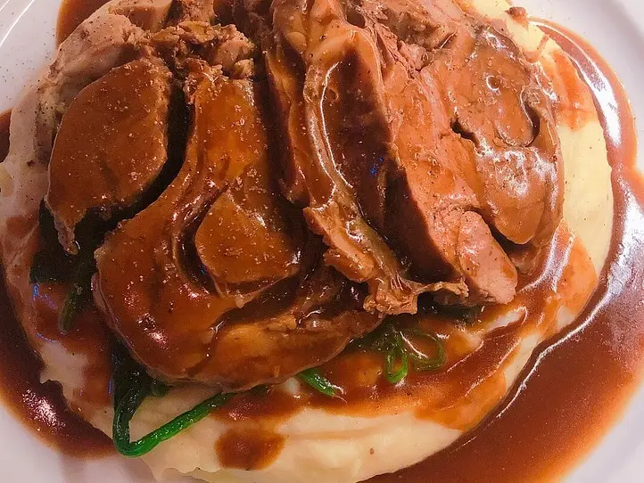 アクセスの良いレストラン！ホーチミン１区で地中海料理はいかが？