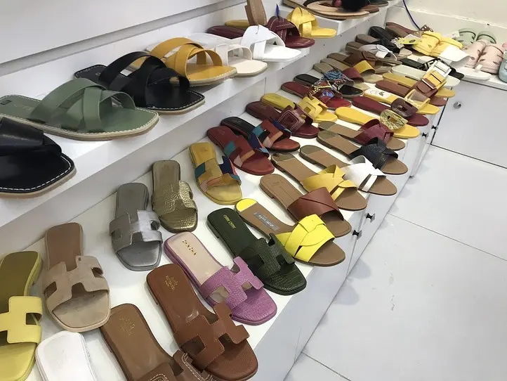 今話題のベトナムのメッシュサンダルをご紹介！街ブラで買える可愛いサンダル