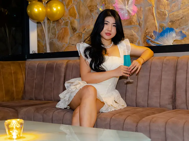 NOSTALGIA Lounge by Yu 「YU LOUNGE Premium」