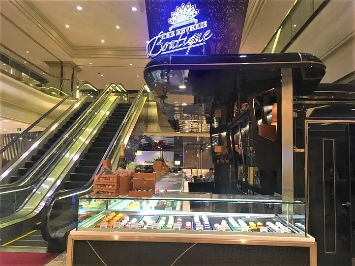 ホーチミンの5ツ星ホテルの穴場カフェ２店