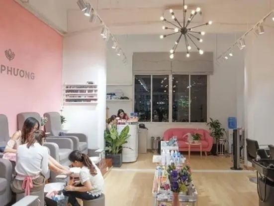 タム フオン ネイル