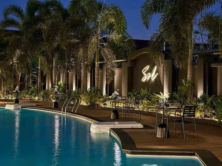 ソル キッチン&バー