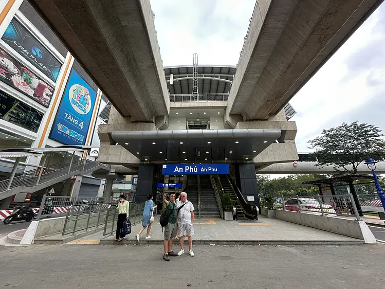 アンフー駅／ホーチミンメトロ