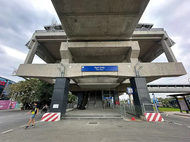 ラッチ・チエック駅／ホーチミンメトロ