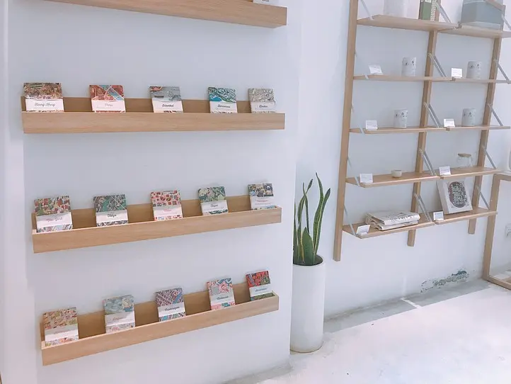 路地奥にあるカフェで静かにティータイムを楽しむ~dear tea house