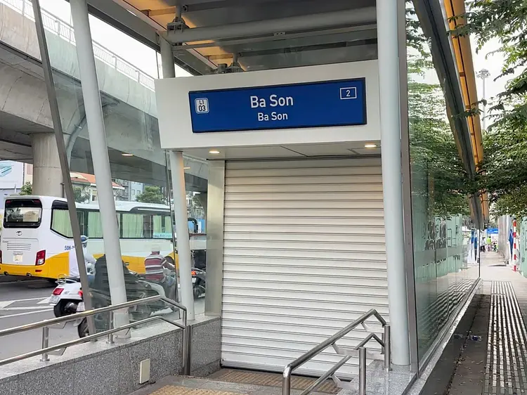 バーソン駅／ホーチミンメトロ