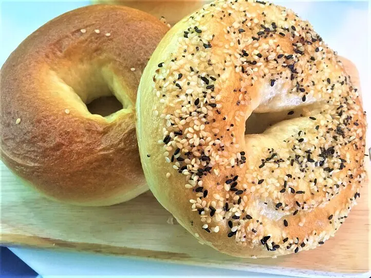 社会隔離中も宅配できるパン屋さん