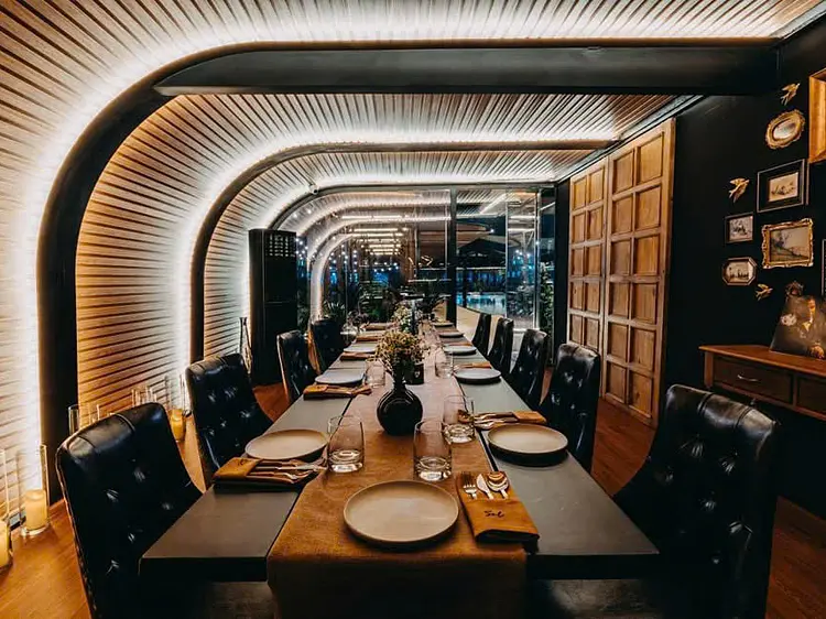 ソル キッチン&バー