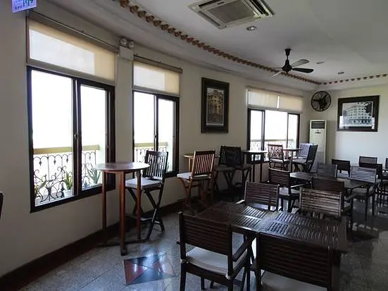 ブリーズ・スカイ・バー