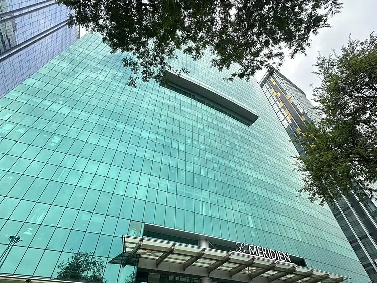 アクナ・レストラン