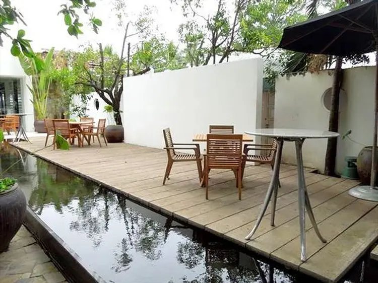 ザ・デック・サイゴン