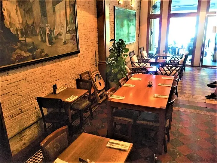 朝からフレンチトーストやワッフルが食べられるオープンカフェを2軒ご紹介