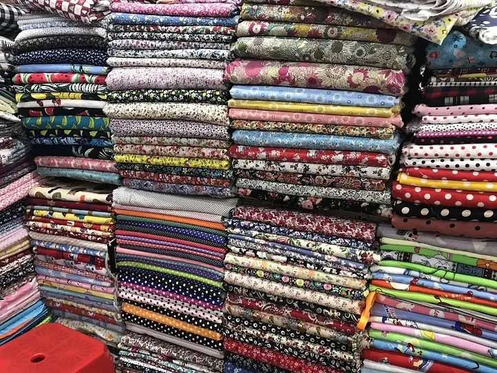 タンディン市場、どんな布を買ったらいい？在住者のお気に入りのお店をご紹介！