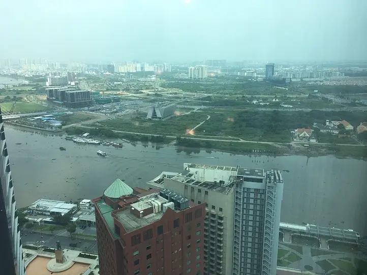 ホーチミンの一等地、ドンコイ通りに佇む超高級ホテル「ザ・レヴェリー・サイゴン」