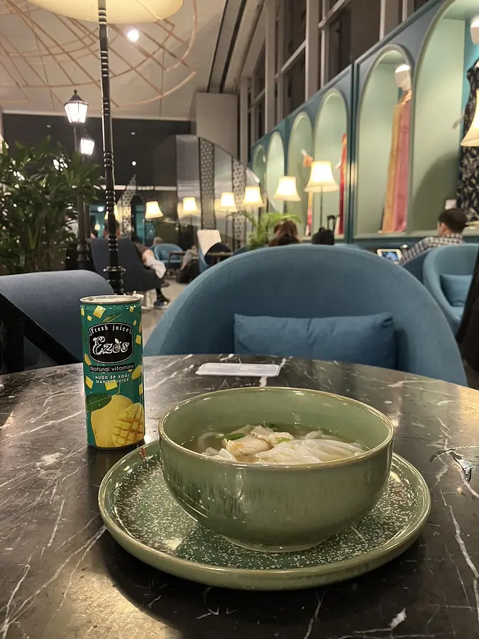 　タンソンニャット空港に新しくできたラウンジをご紹介