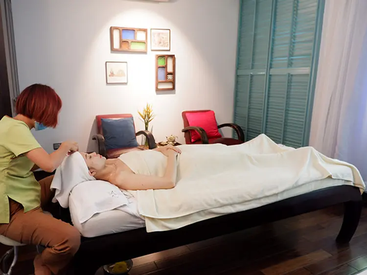 KL スパ ザ ミスト ドンコイ ホテル店