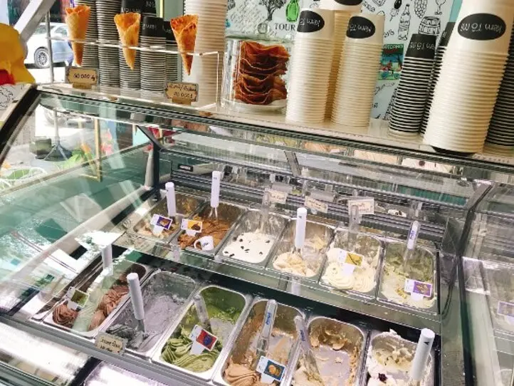 一年中暑いホーチミンで、冷たくとろけるジェラートを~Kem to mi